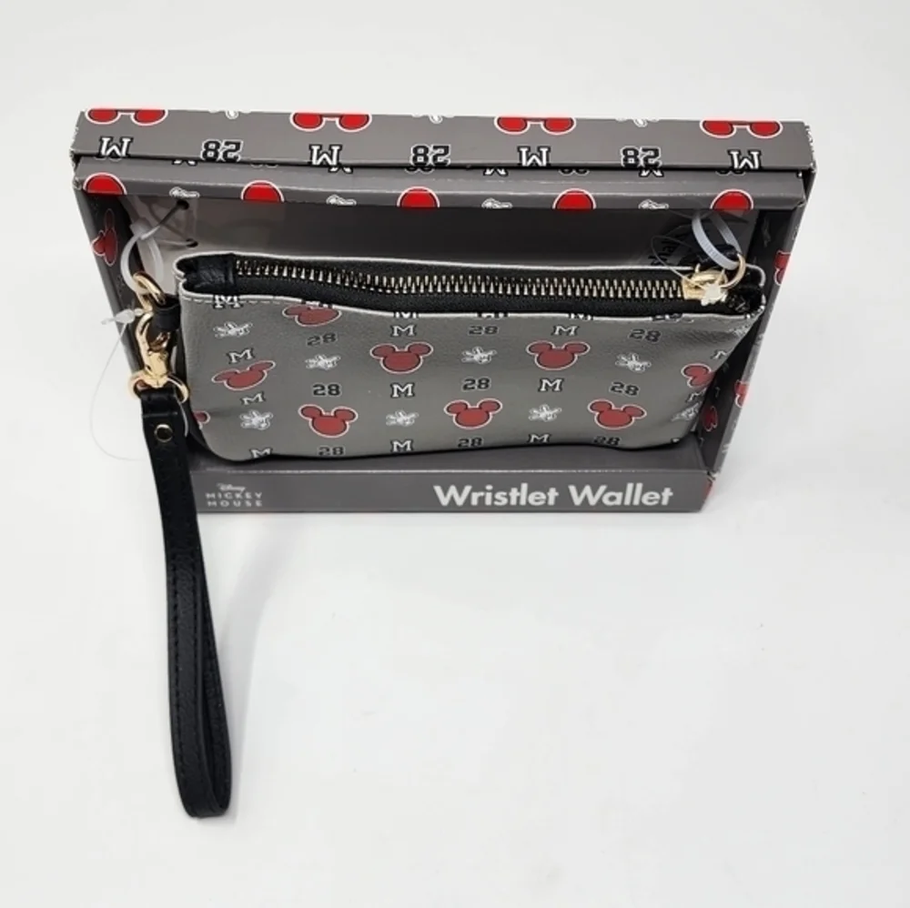 Disney Mickey‎ Mouse Wristlet Wallet New